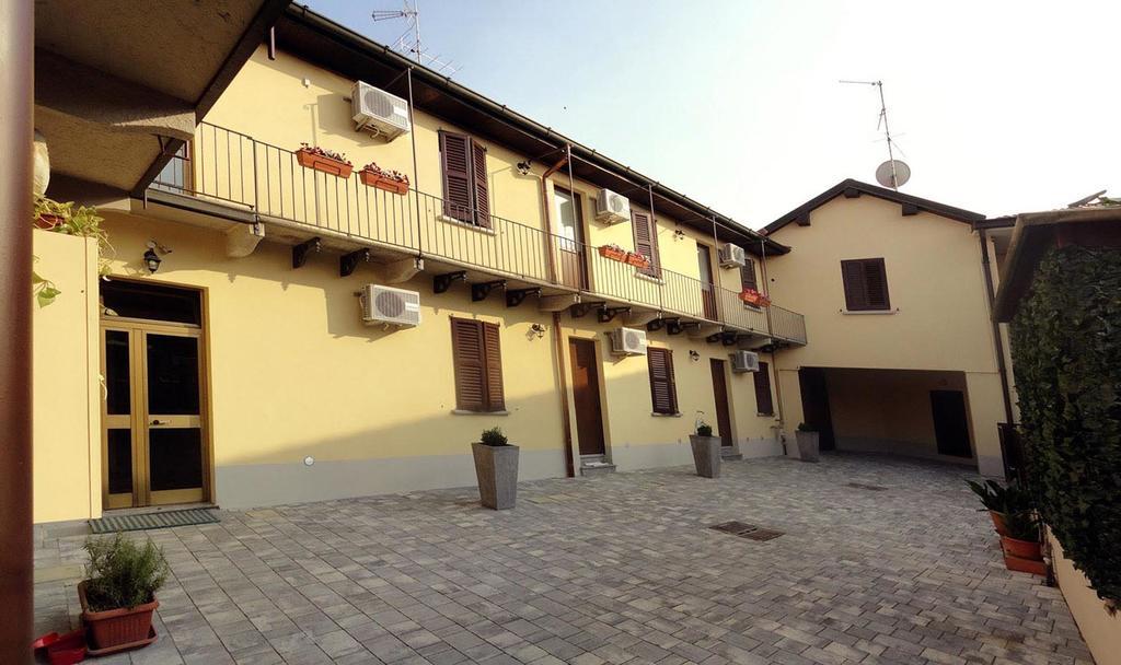 La Casa Di Margit Leilighet Nova Milanese Eksteriør bilde